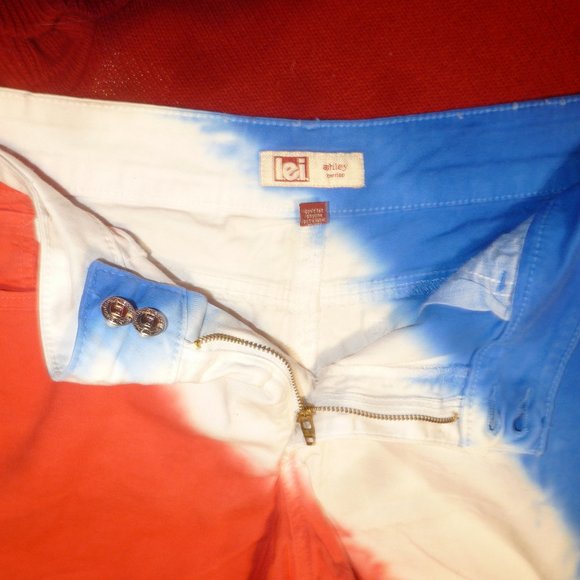 LEI Ashley LOW RISE Red, White, and Blue Tie-Dyed Denim Shorts Sz 17 - Picture 3 of 13